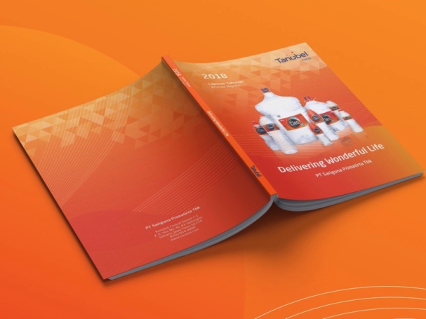 mockups-design.com / graficzny.com.pl