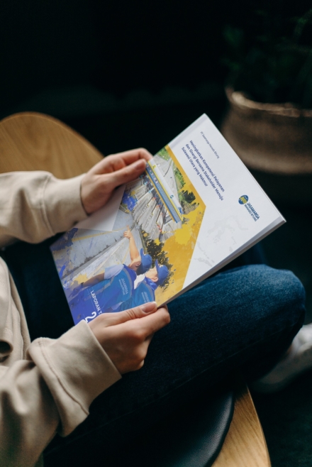 Jasa Desain Annual Report PT Jasamarga Manado Bitung 2022